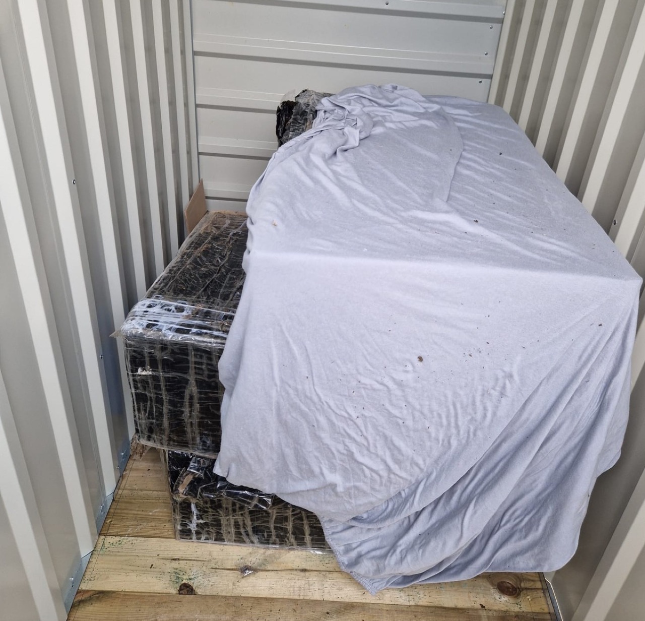 Беларуса и поляка задержали в Польша за контрабанду сигарет метеозондами