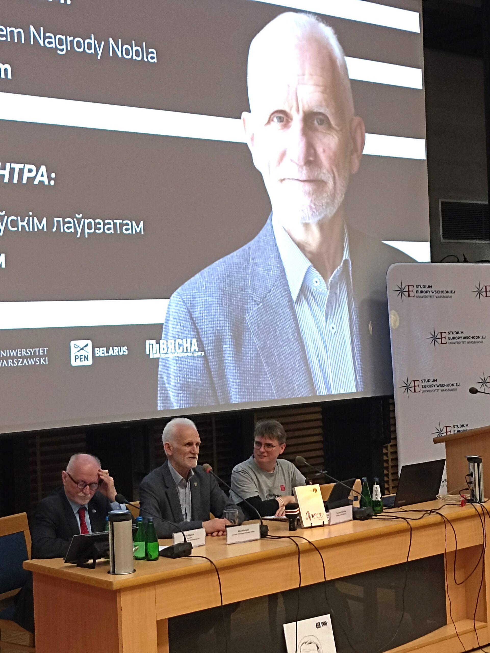 «Беларускае грамадства змянілася». Алесь Бяляцкі пра страчаныя рукапісы, еўрапейскую салідарнасць і веру ў новае пакаленне