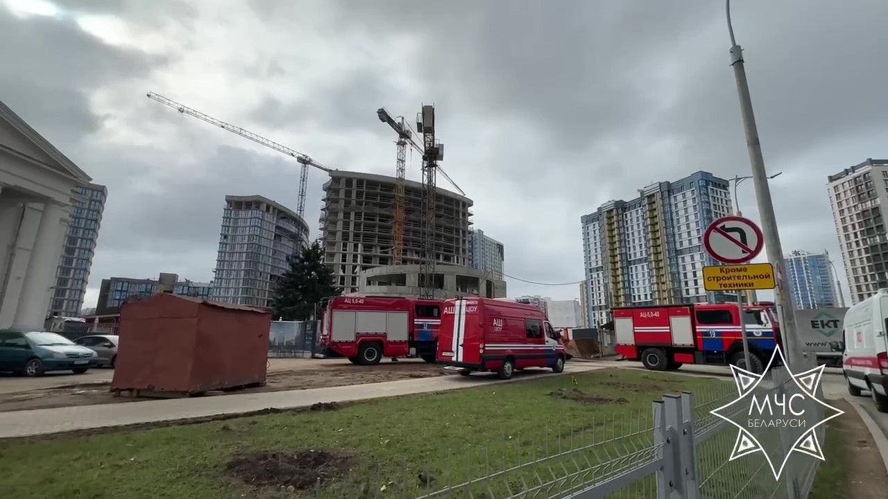 Пажар адбыўся ў Мінск-Міры. Гарэў уцяпляльнік