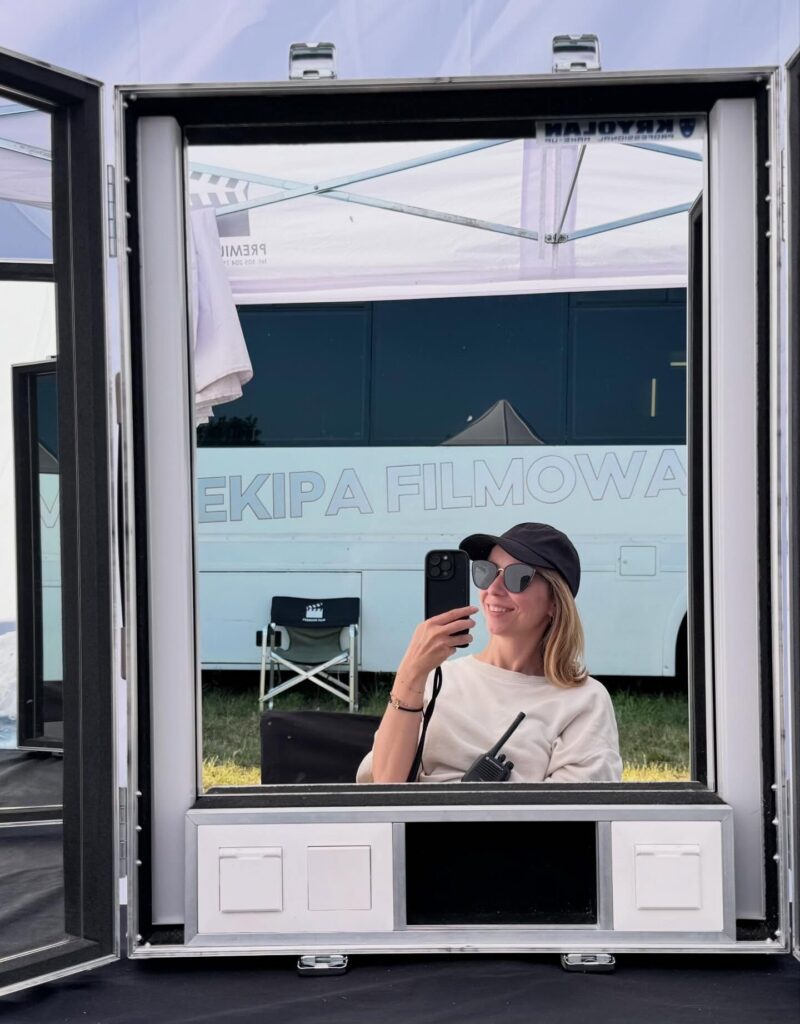 «Баялася, ці хопіць польскай мовы»: як беларуска Нэла Агрэніч патрапіла ў топавы праект Netflix "Падляшша"