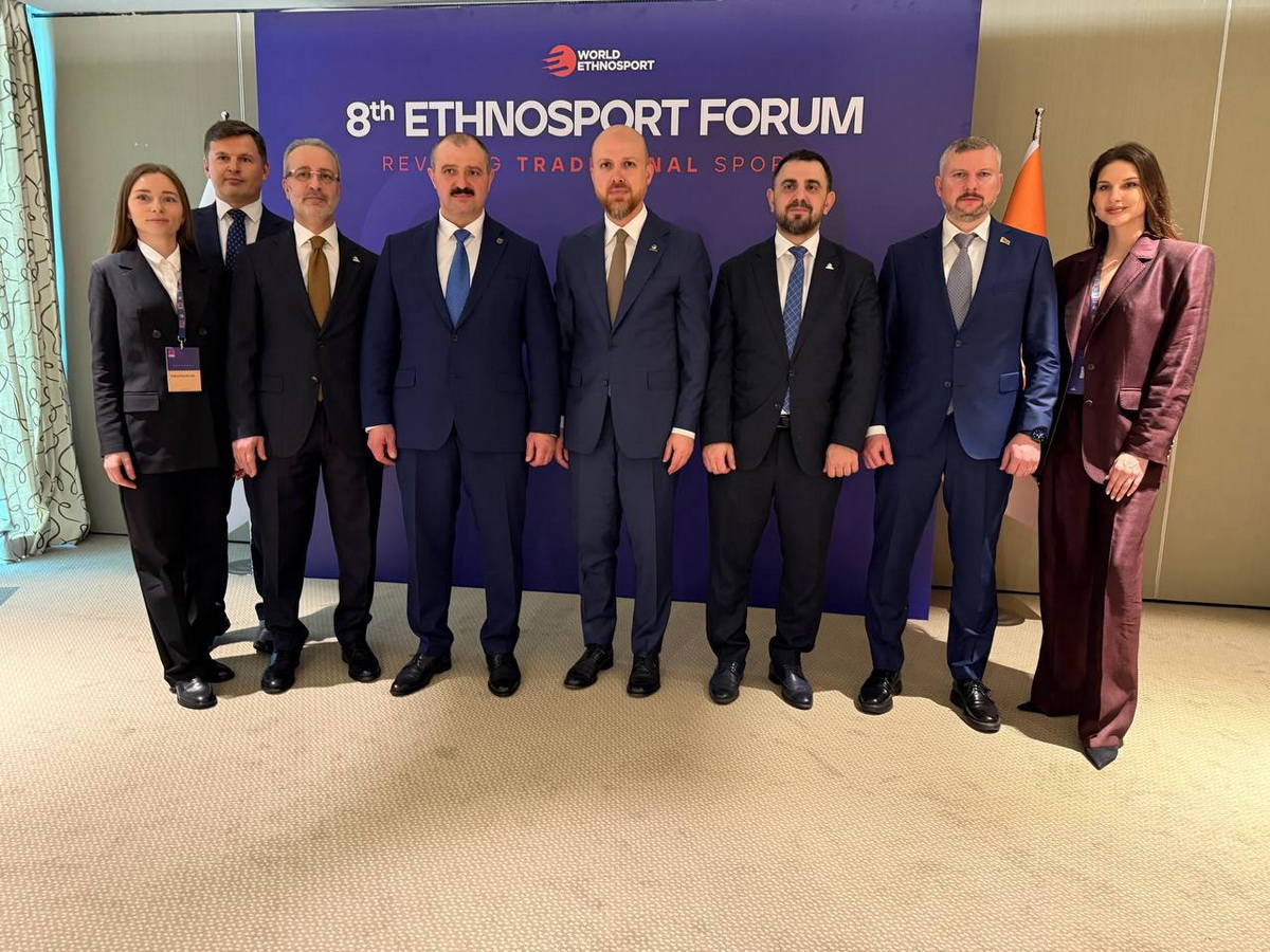 Виктор Лукашенко слетал в Турцию на правительственном бизнес-джете "по делам"