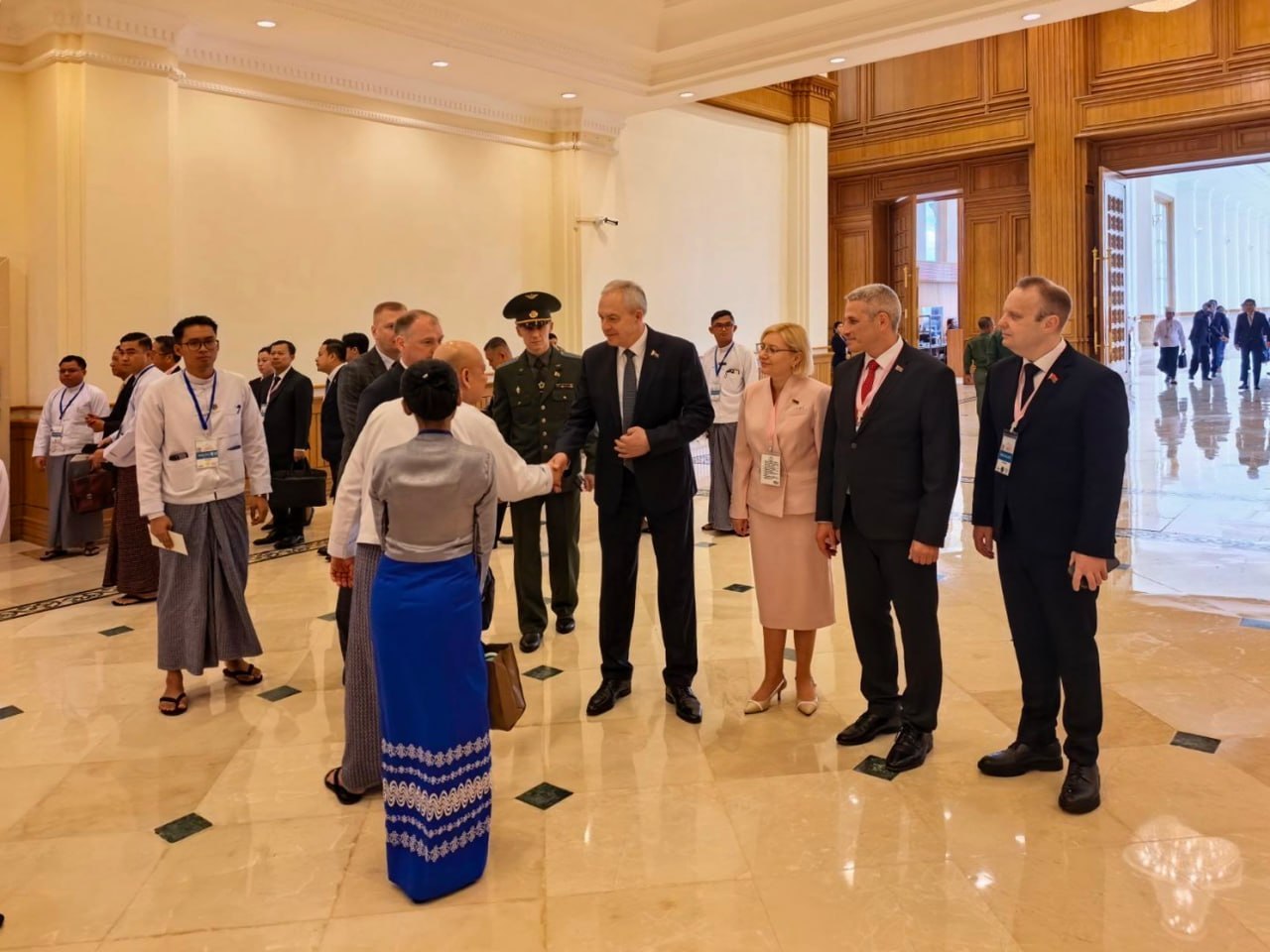 Сергеенко принял участие в инаугурации президента Мьянмы