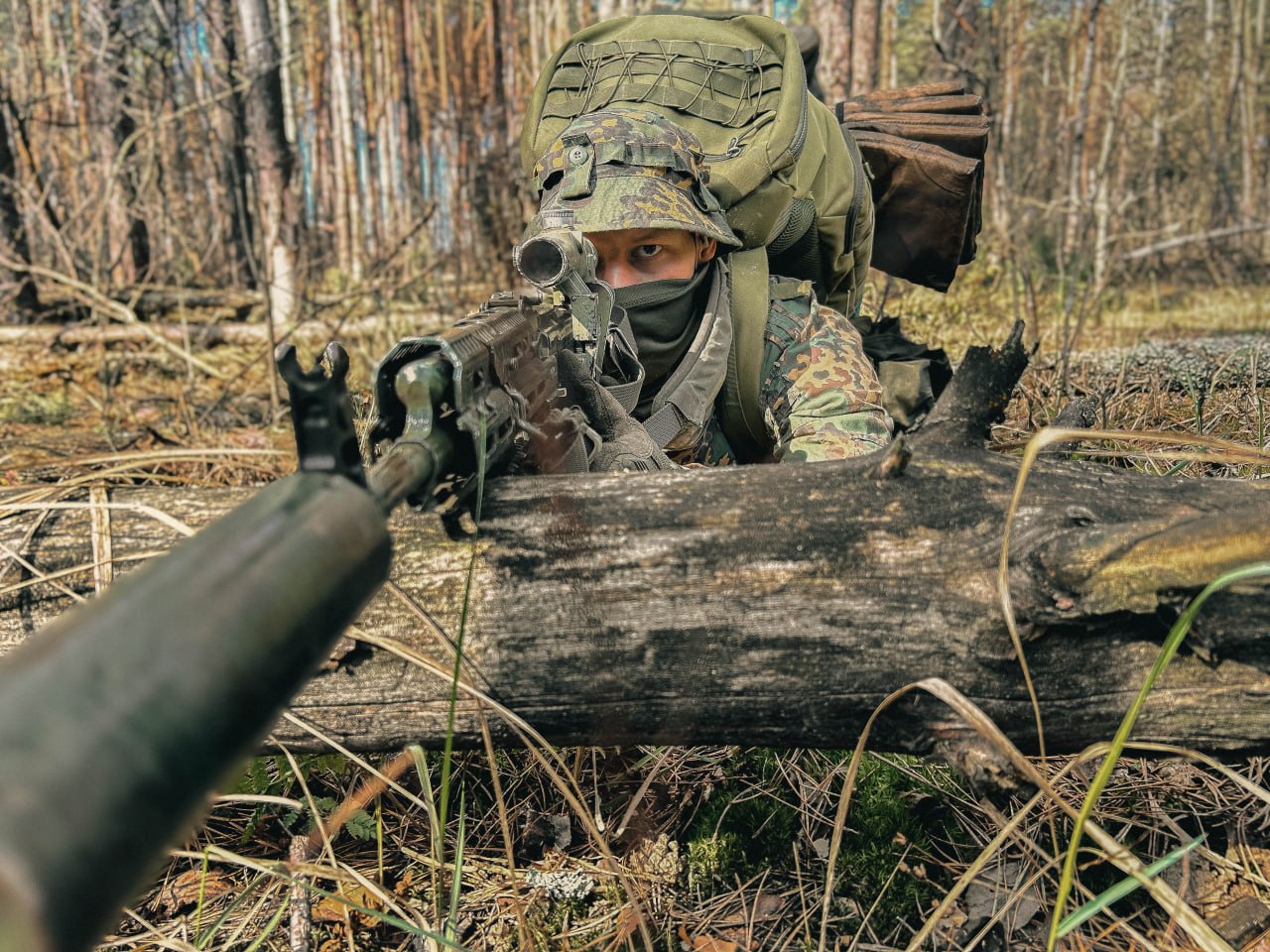 Два отряда спецназа внутренних войск отрабатывали выполнение задач в приграничье