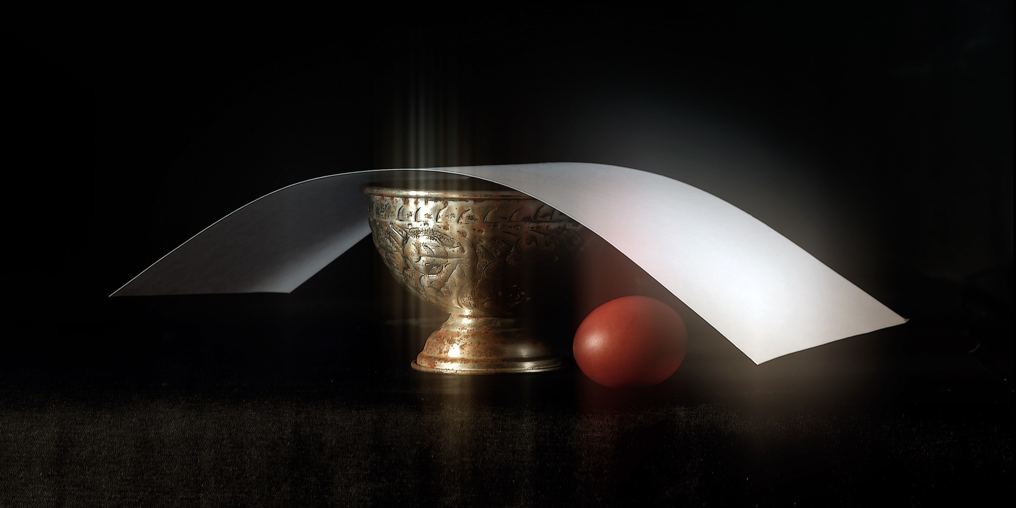 Больш за віншаванне: як велікодная паштоўка яднае беларусаў праз стагоддзі і краты