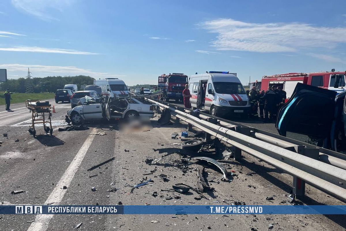 Женщина и годовалый ребенок погибли в аварии в Гродненской области