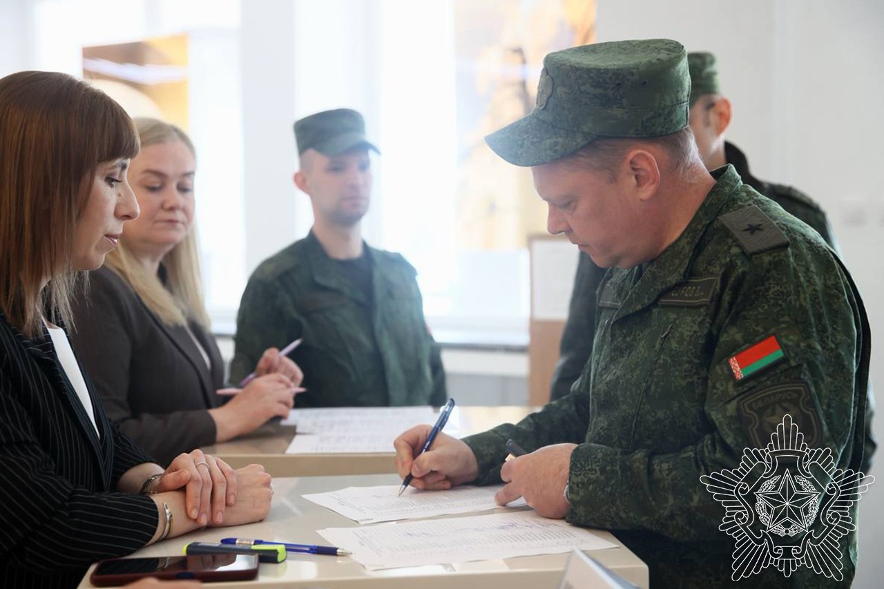 Минобороны проводит ежегодный сбор с председателями облисполкомов