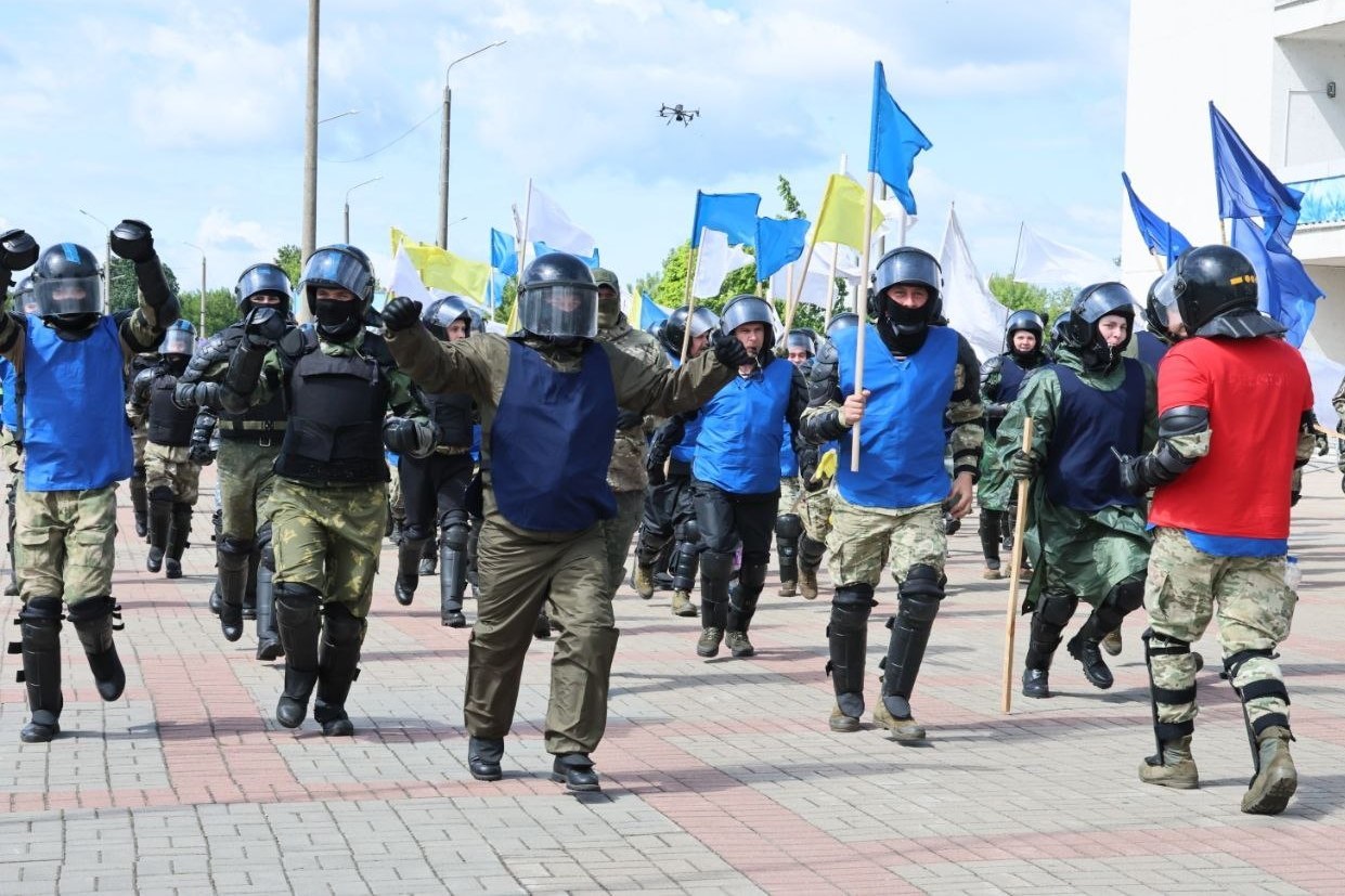 Быть готовыми применять огнестрельное оружие по протестующим. В Могилеве прошли учения МВД