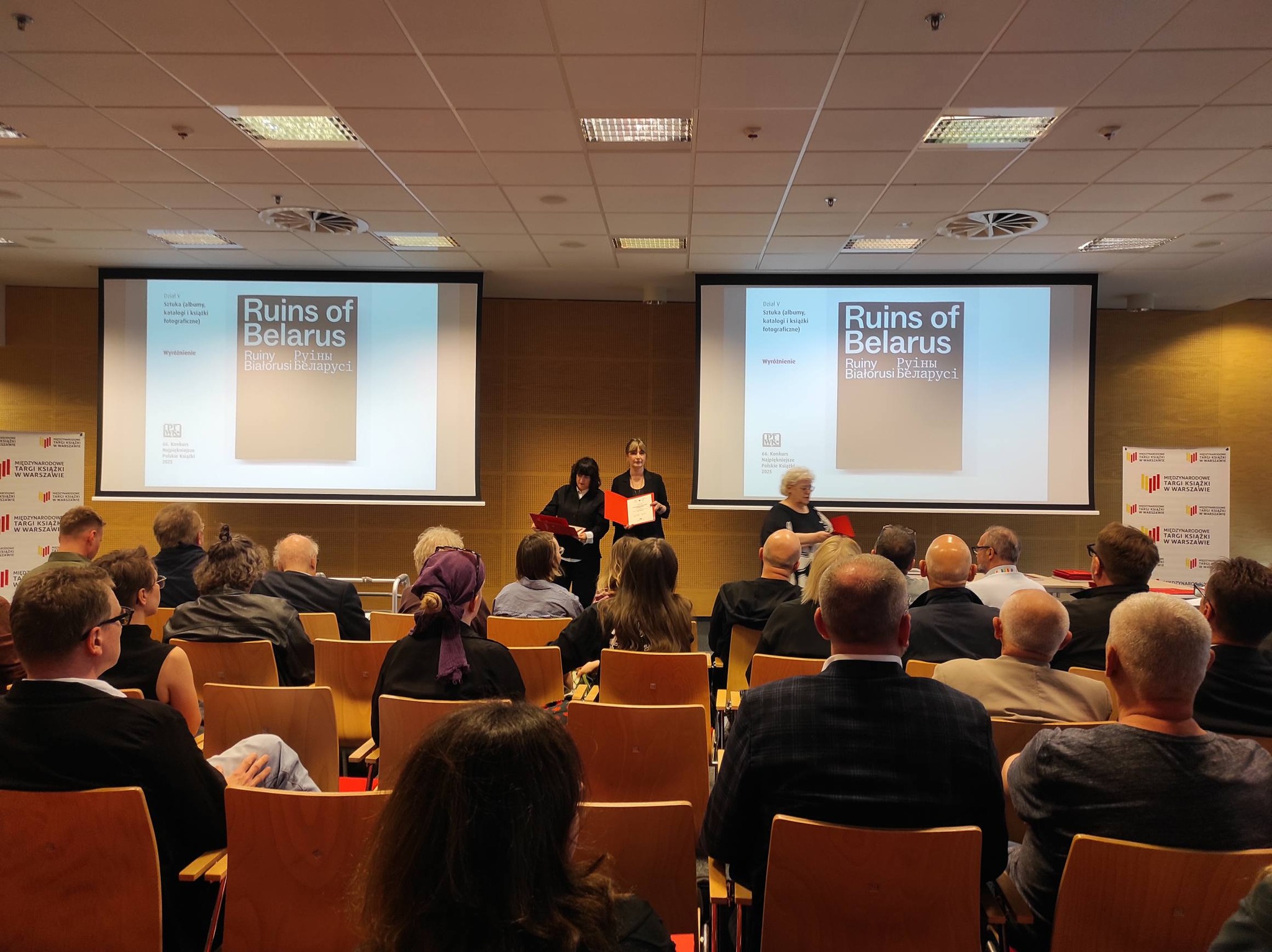 “Ruins of Belarus” Named Among Poland’s Most Beautiful Books. VEHA Archive Project Receives Prestigious Award in Warsaw