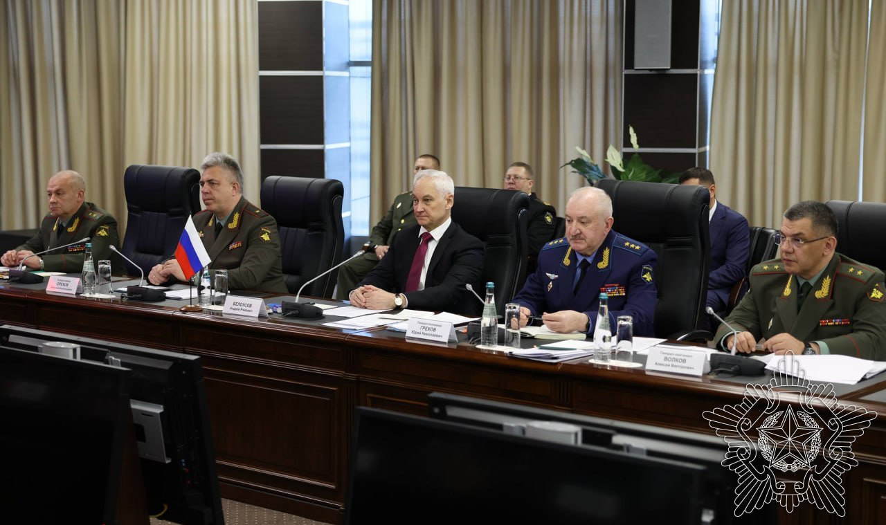 Министры обороны Беларуси и России обсудили «направления дальнейшего взаимодействия»