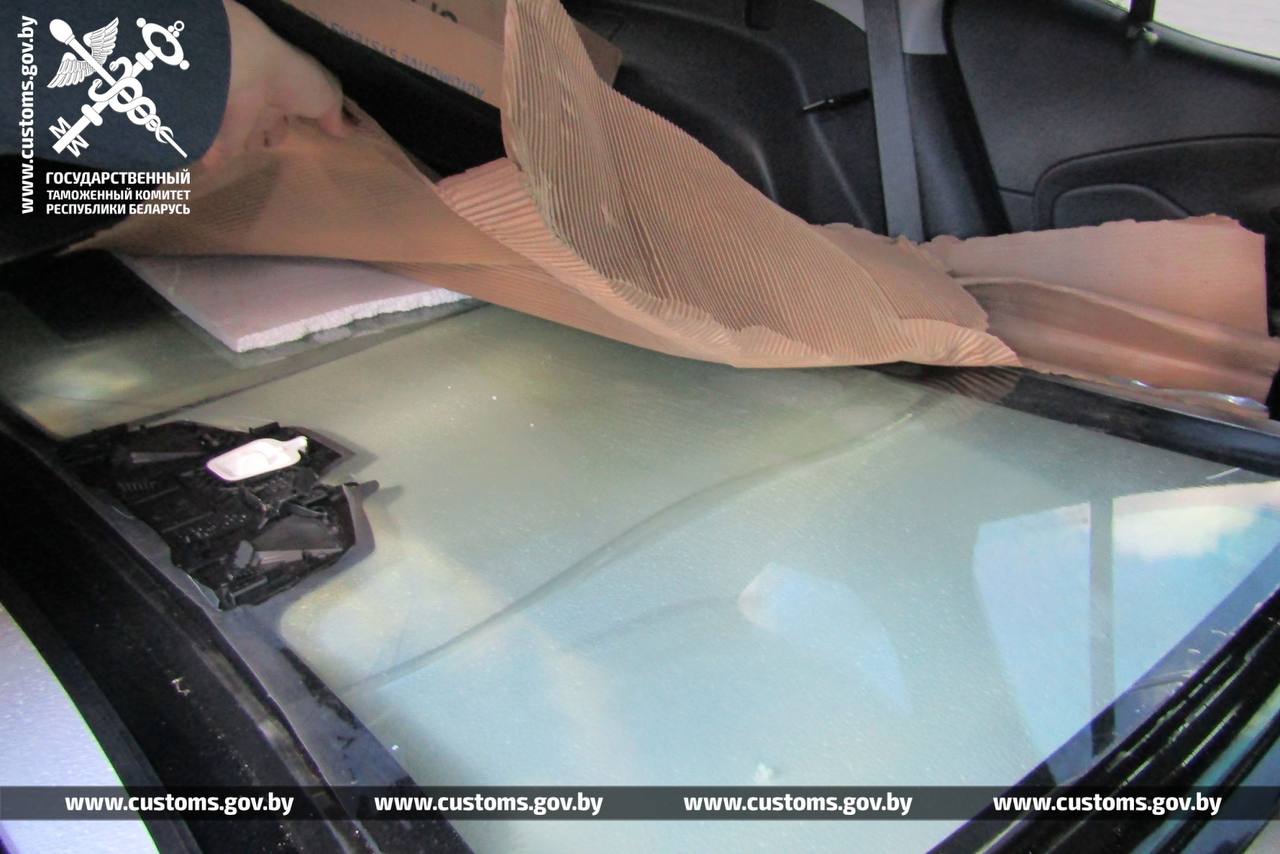 Belarusian Fined for Concealing Armored Glass From Customs