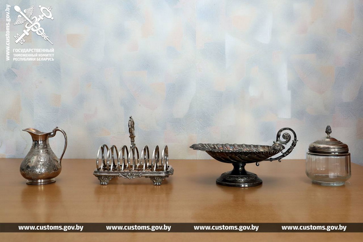 Brest Customs Officers Seize 20 Cultural Valuables From Married Couple