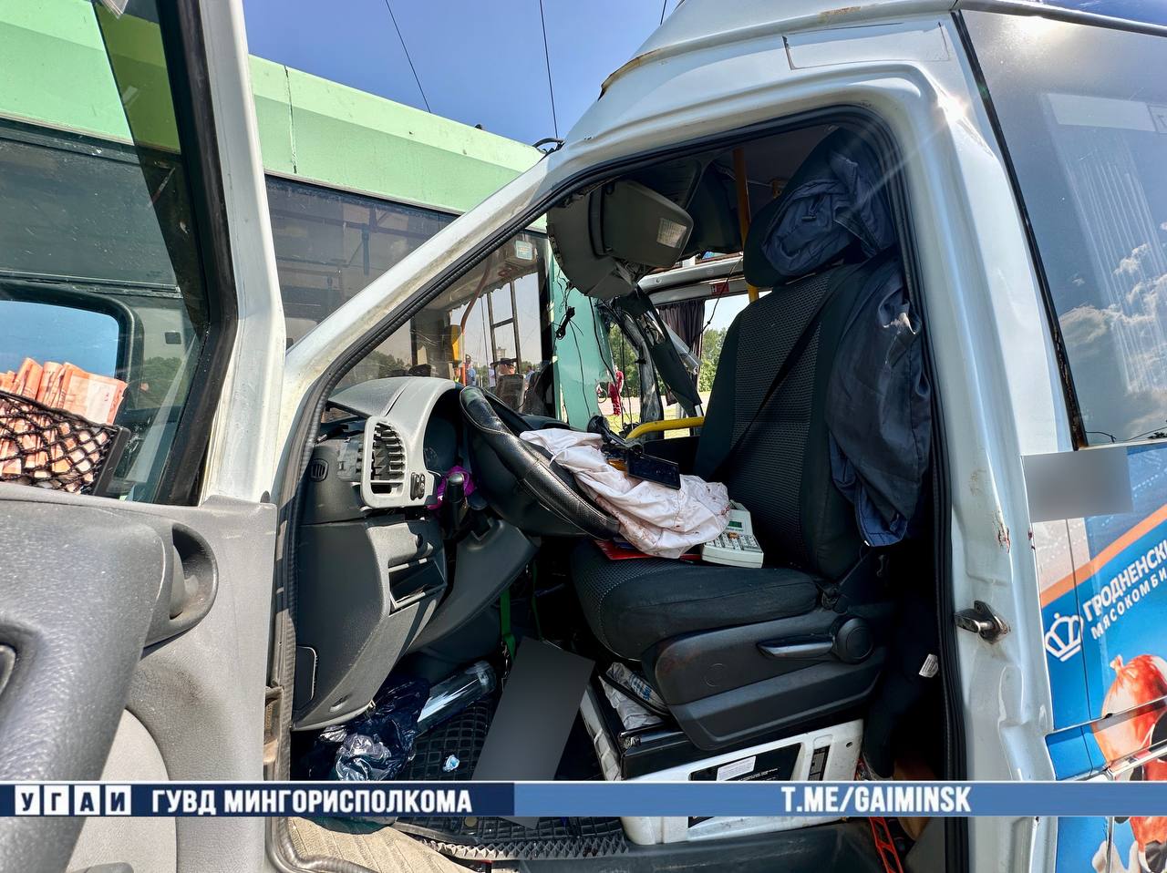 Five Hospitalised After Trolleybus and Minibus Crash in Minsk
