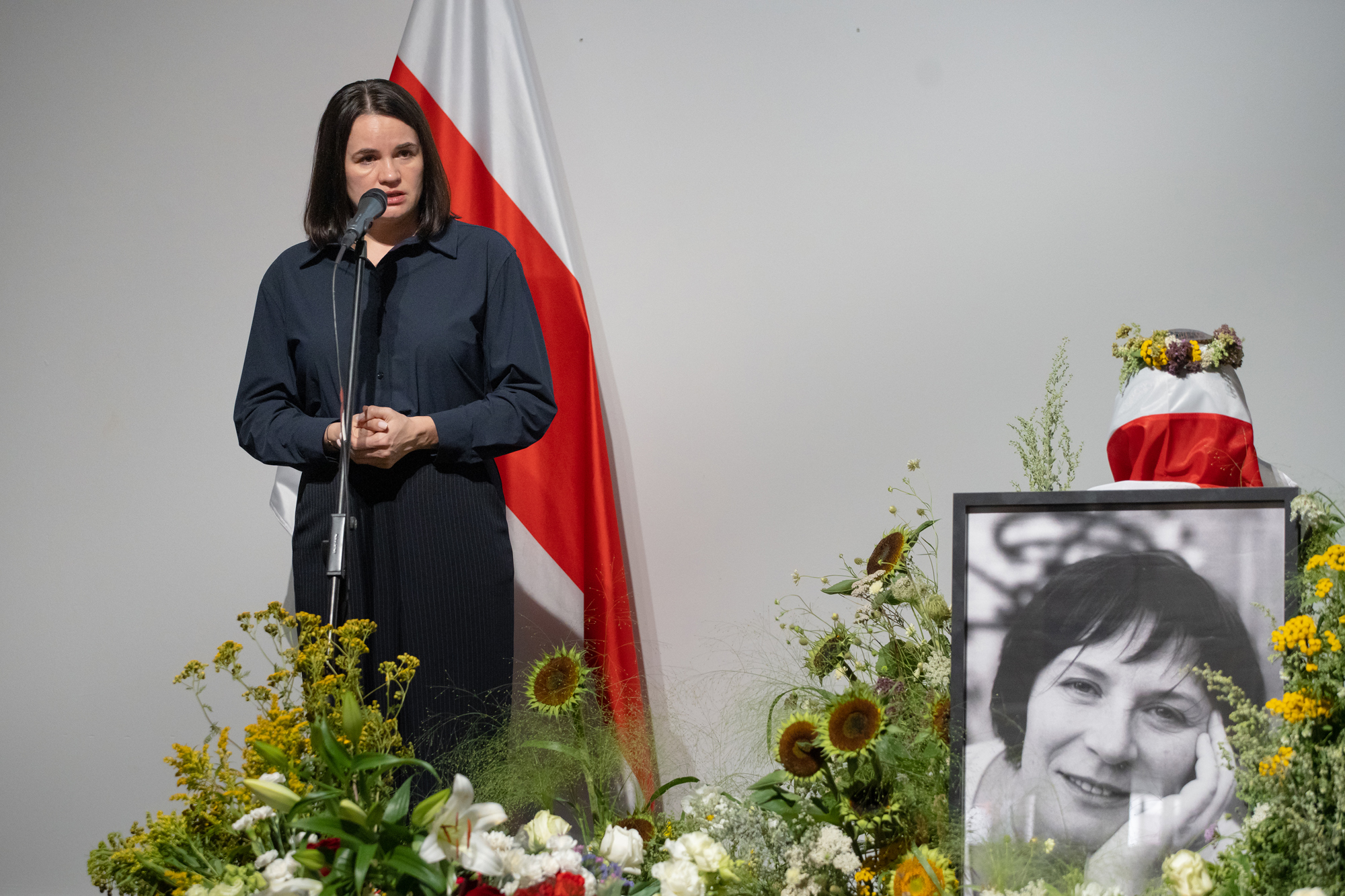 «Любіла сваё, любіла беларушчыну...» Вялікі фотарэпартаж з развітання са Святланай Курс