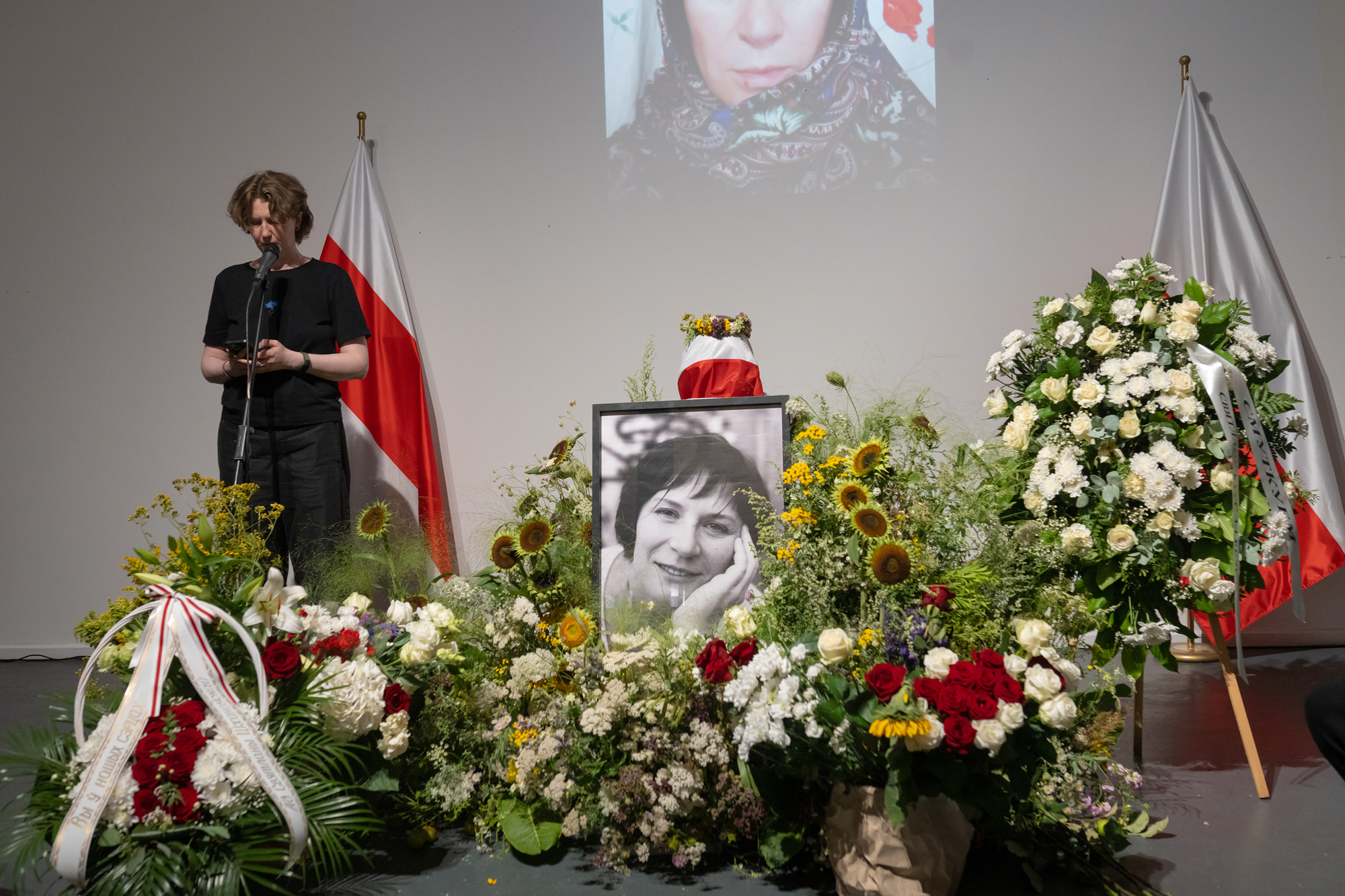 «Любіла сваё, любіла беларушчыну...» Вялікі фотарэпартаж з развітання са Святланай Курс