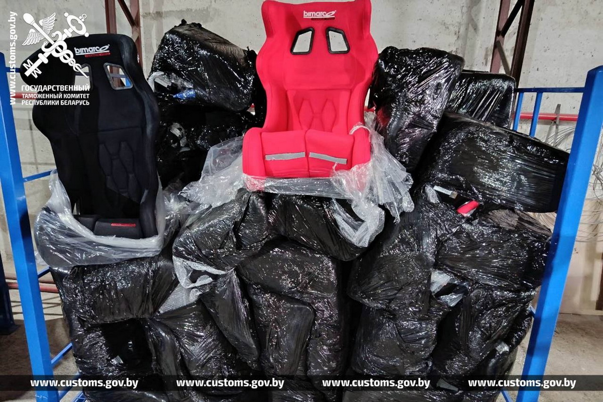 Гоночные аксессуары на 435 тысяч рублей пытались ввезти в Беларусь из Польши без декларации