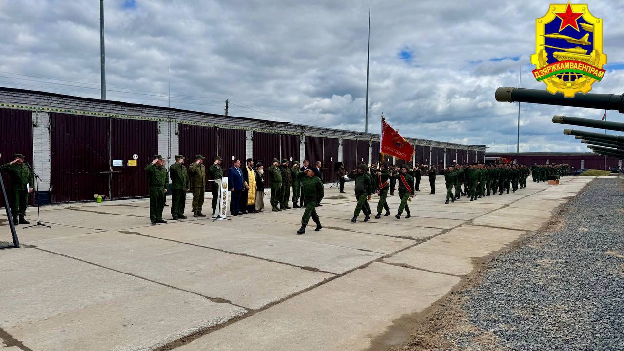 Беларусская армия получила первый батальон модернизированных танков Т-72БМ2