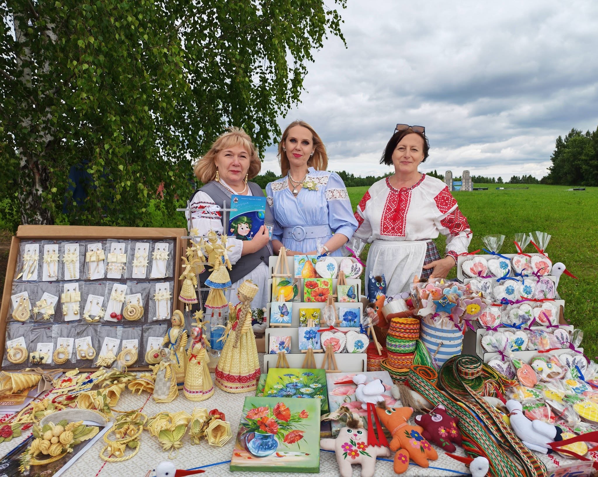 Пад Мінскам прайшоў дударскі фэст з літаратурным дадаткам - фотафакт
