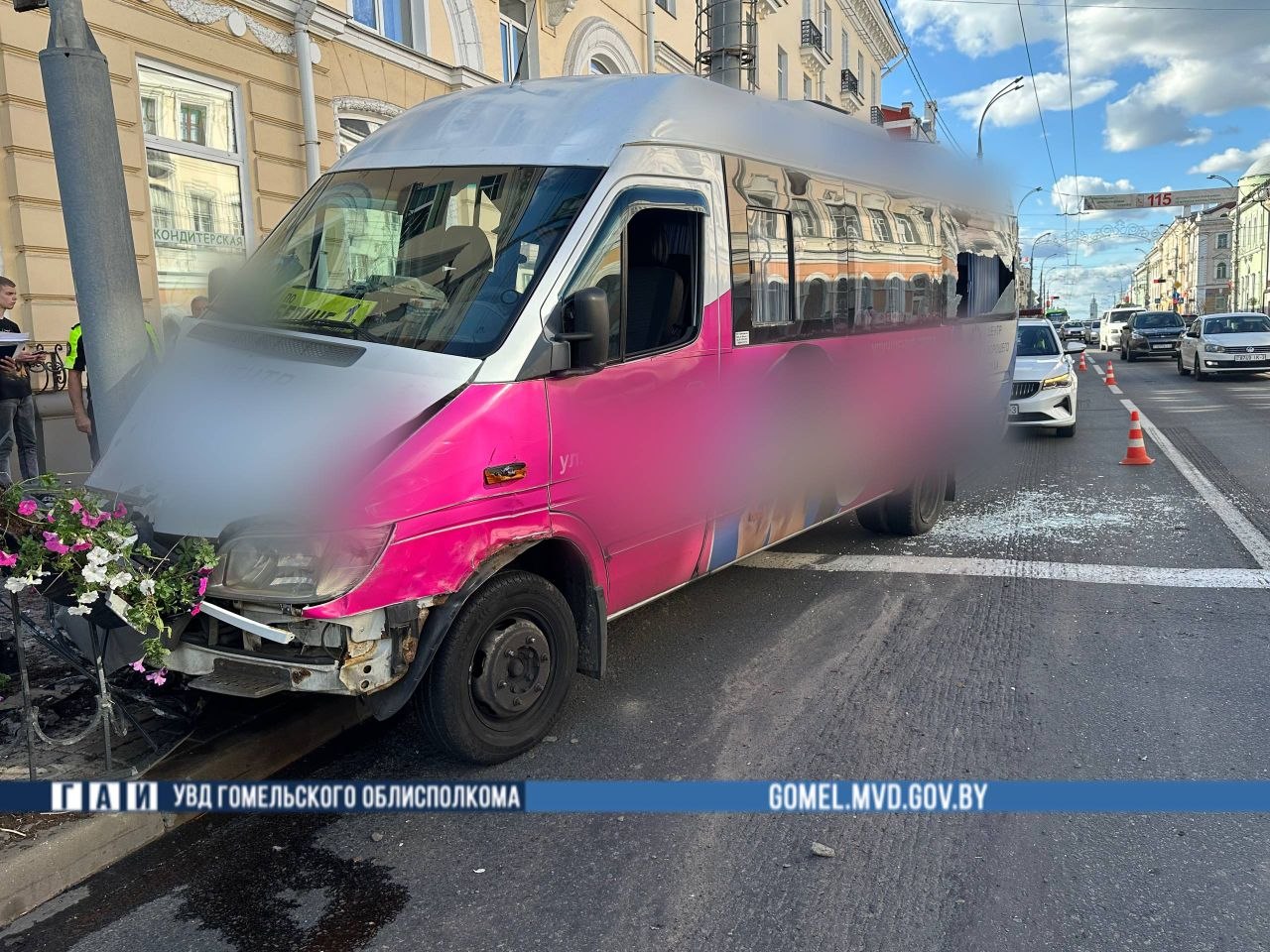 Два человека пострадали в ДТП с маршруткой в Гомеле