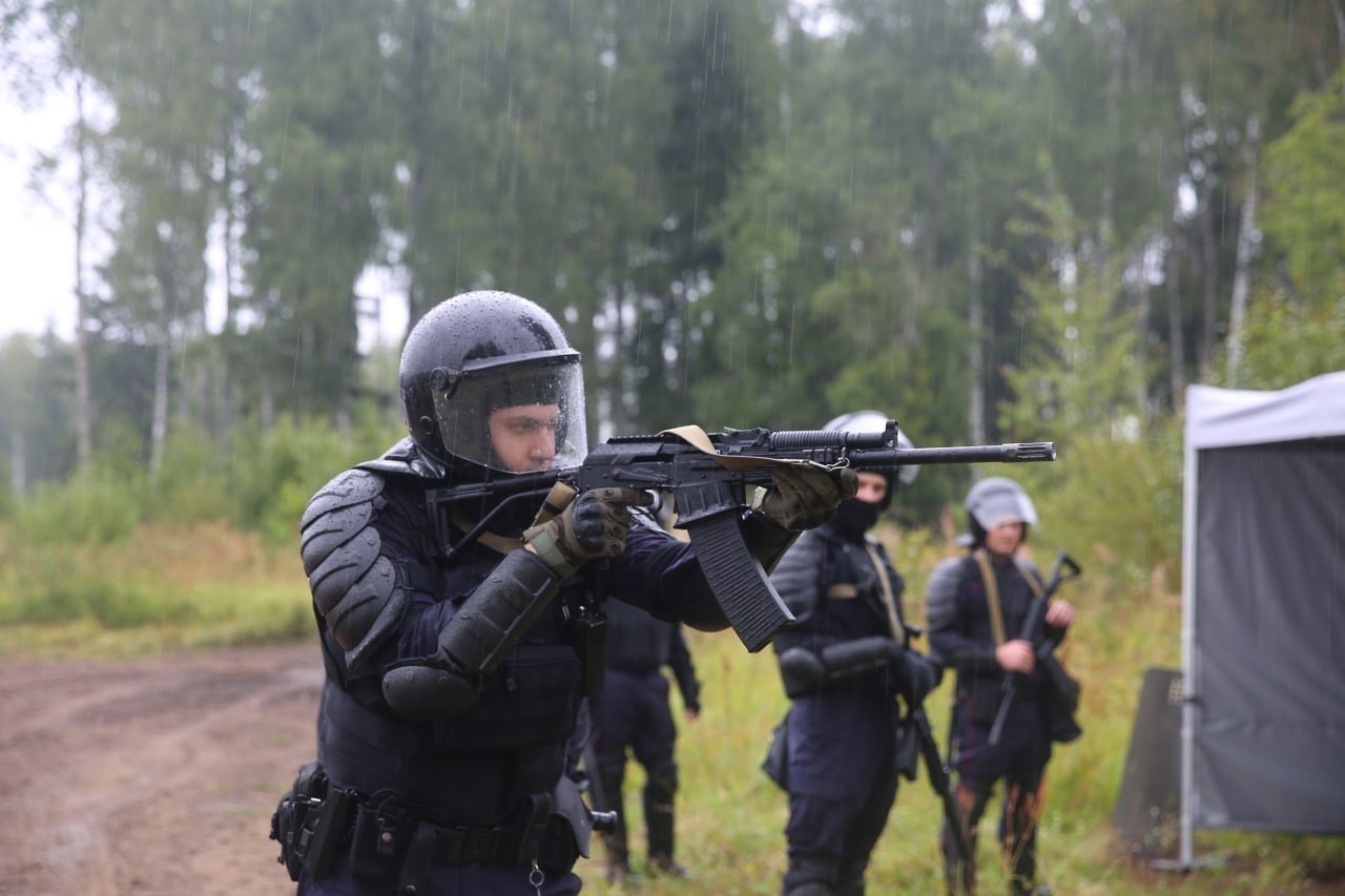 Vitsyebsk Police Train To Disperse Protests