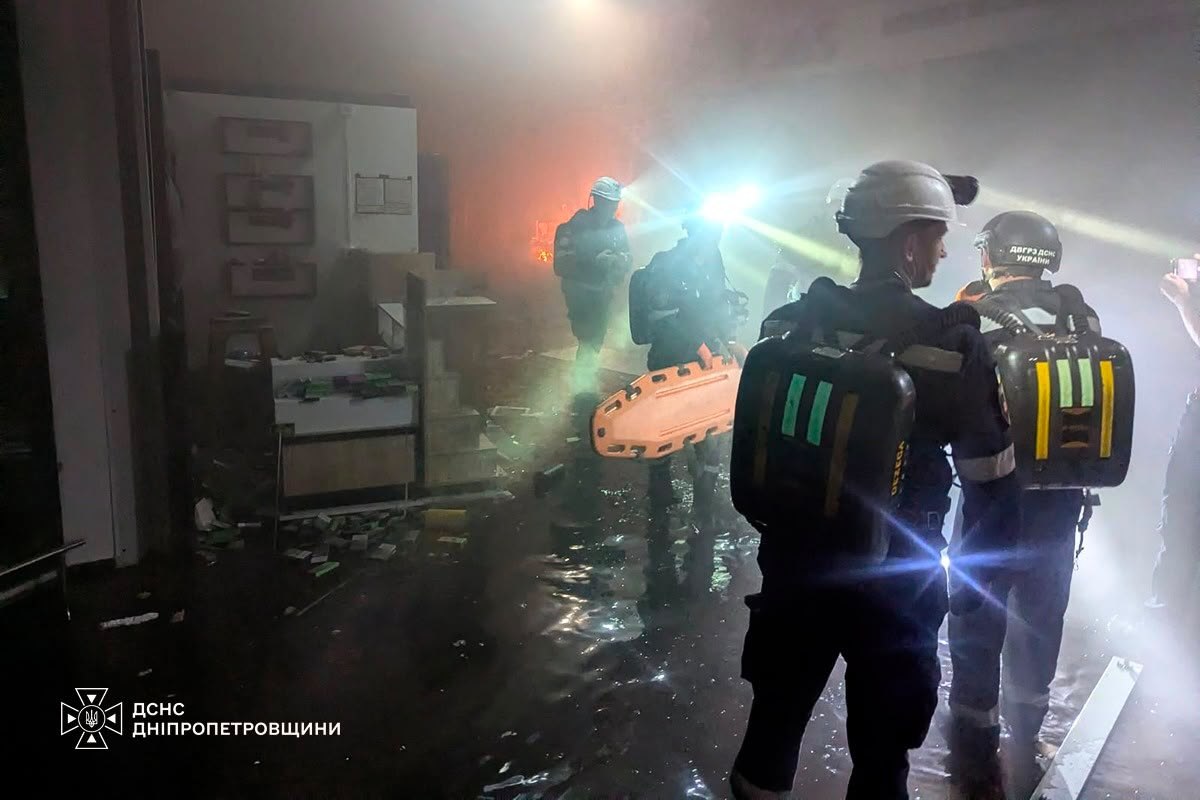 Россия ударила по торговому центру в Кривом Роге. 5 погибших, более 90 пострадавших