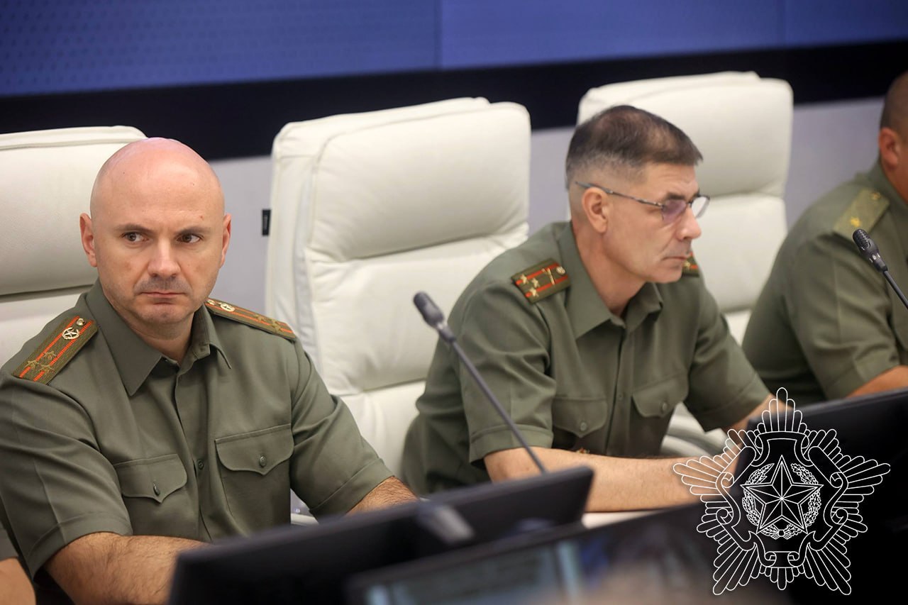 Лукашенко начал проверку ВС, на этот раз уведомив Хренина