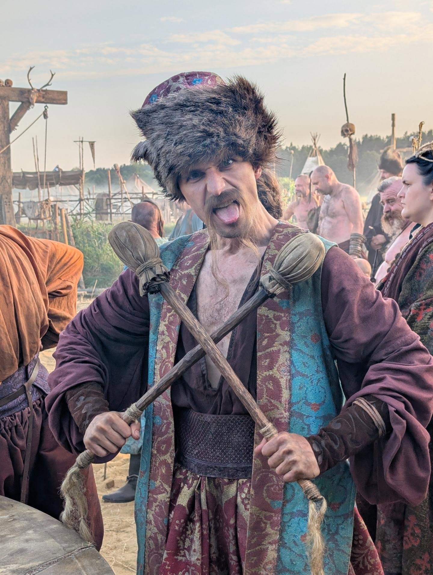 "'Had to Make Sacrifices': Kasary Appear in New Season of Polish Series '1670' – Photo Report"