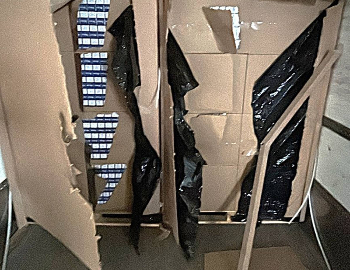 Беларуса задержали в Литве за перевозку контрафактных сигарет на 1,4 млн евро
