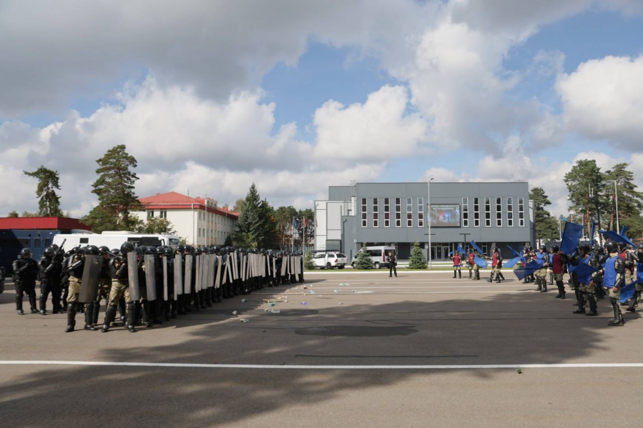 Беларусский ОМОН взял на службу робопсов