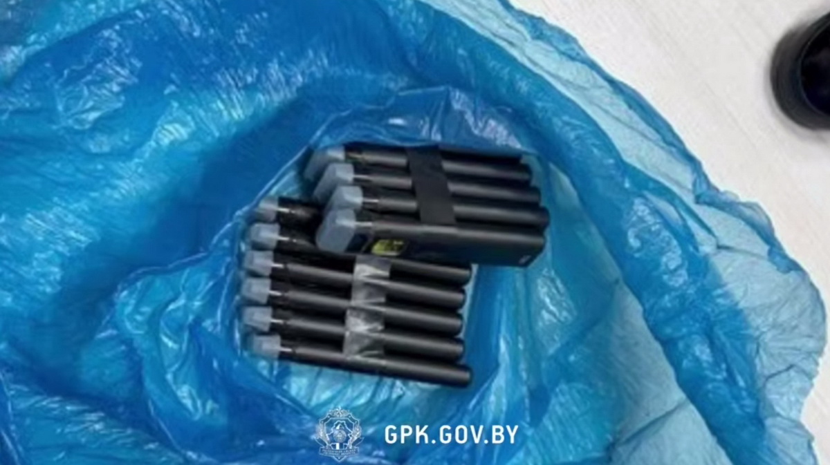 Гражданин Латвии пытался провезти в Беларусь вейп с гашишным маслом